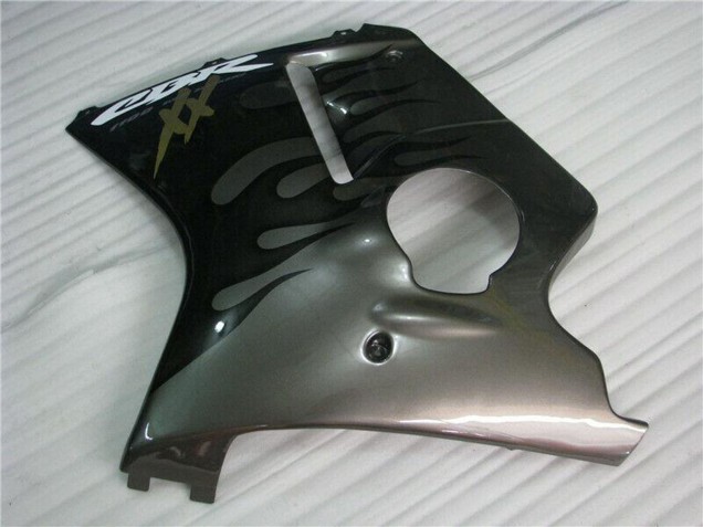 1996-2007 Honda CBR1100XX Blackbird Motorcycle Fairings - Glossy Black Silver Flame Canada