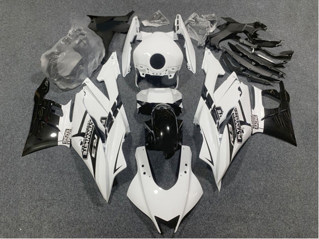 2022-2024 Yamaha YZF R3/R25 Motorcycle Fairings - White Glossy Black Canada