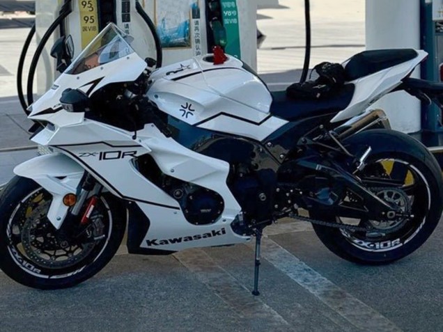2021-2026 Kawasaki ZX10R Motorcycle Fairings - White Black Stripe Canada