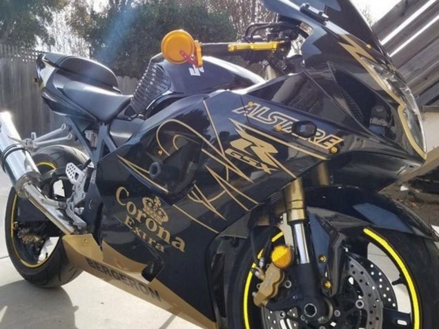 2003-2004 Suzuki GSXR 1000 Motorcycle Fairings - Black Gold Corona Canada