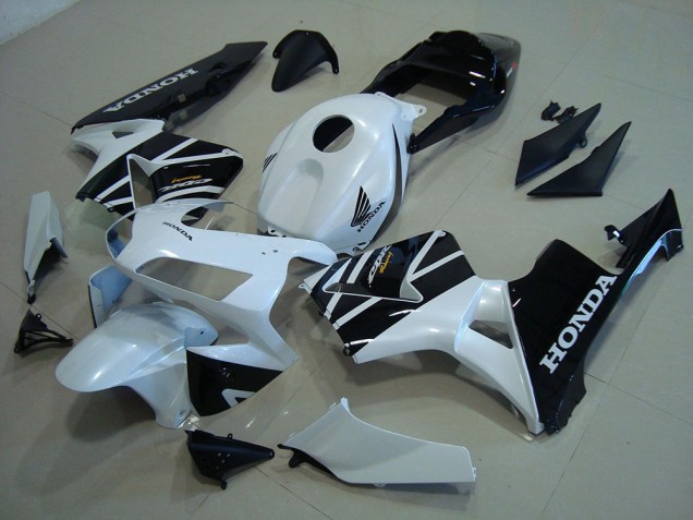 Cheap 2003-2004 White Black Honda CBR600RR Motorcylce Fairings Canada Cheap 2003-2004 White Black Honda CBR600RR Motorcylce Fairings Canada