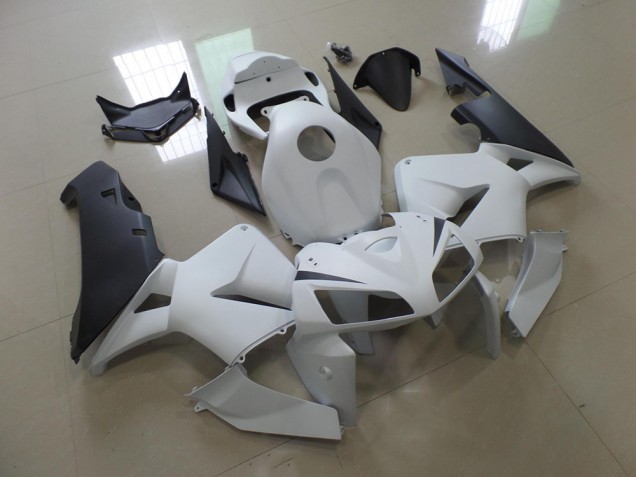 Cheap 2005-2006 White Black Honda CBR600RR Motorcycle Fairing Kits Canada Cheap 2005-2006 White Black Honda CBR600RR Motorcycle Fairing Kits Canada