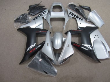 Cheap 2002-2003 Black Silver Yamaha YZF R1 Motorbike Fairing Kits Canada