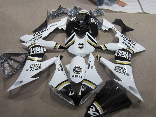 Cheap 2004-2006 Black White Lucky Strike Yamaha YZF R1 Motorcyle Fairings Canada Cheap 2004-2006 Black White Lucky Strike Yamaha YZF R1 Motorcyle Fairings Canada